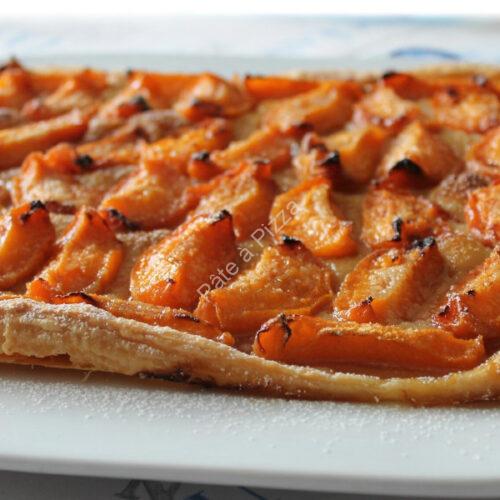 Pizza sucrée aux abricots et praliné