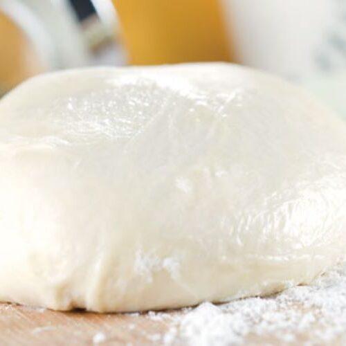 Recette pâte à pizza moelleuse